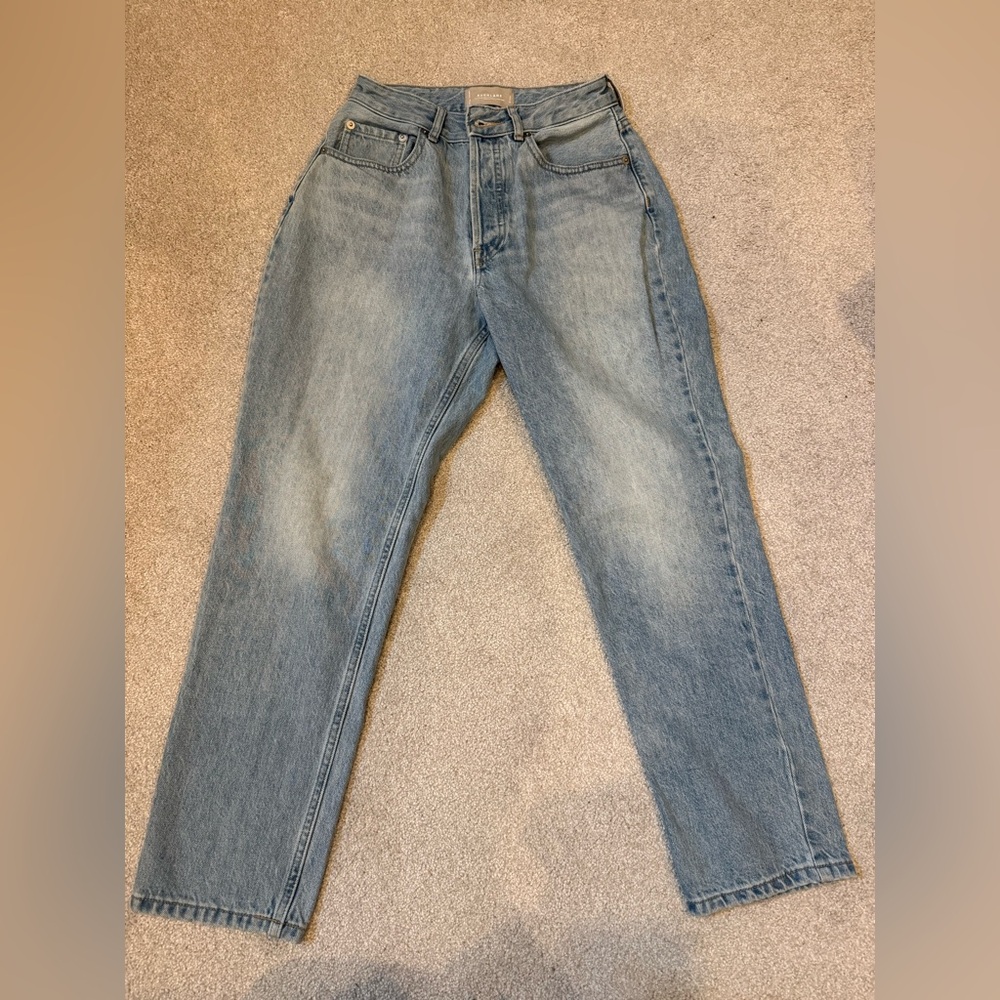 Everlane Curvy 90’s Cheeky Straight High-Rise Jeans in Light Blue